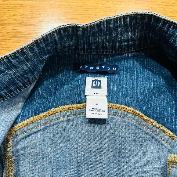 GAP Stretch Denim Jacket in Light Blue - Picture 3 of 3